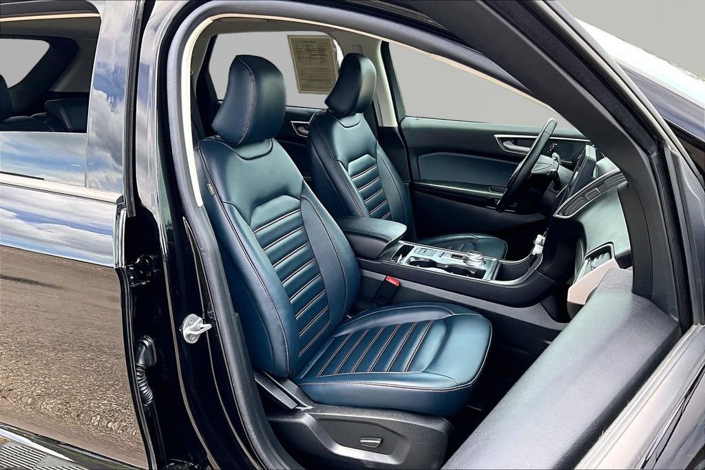 Certified 2023 Ford Edge SEL w/ Sport Appearance Package AWD/4WD image 7