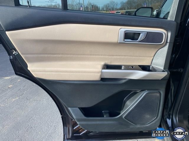 Certified 2022 Ford Explorer XLT w/ Equipment Group 202A image 34