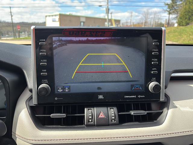 Used 2022 Toyota RAV4 Limited image 23