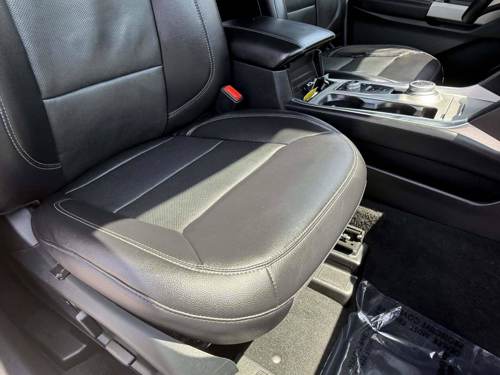 Certified 2021 Ford Explorer Limited AWD/4WD image 31