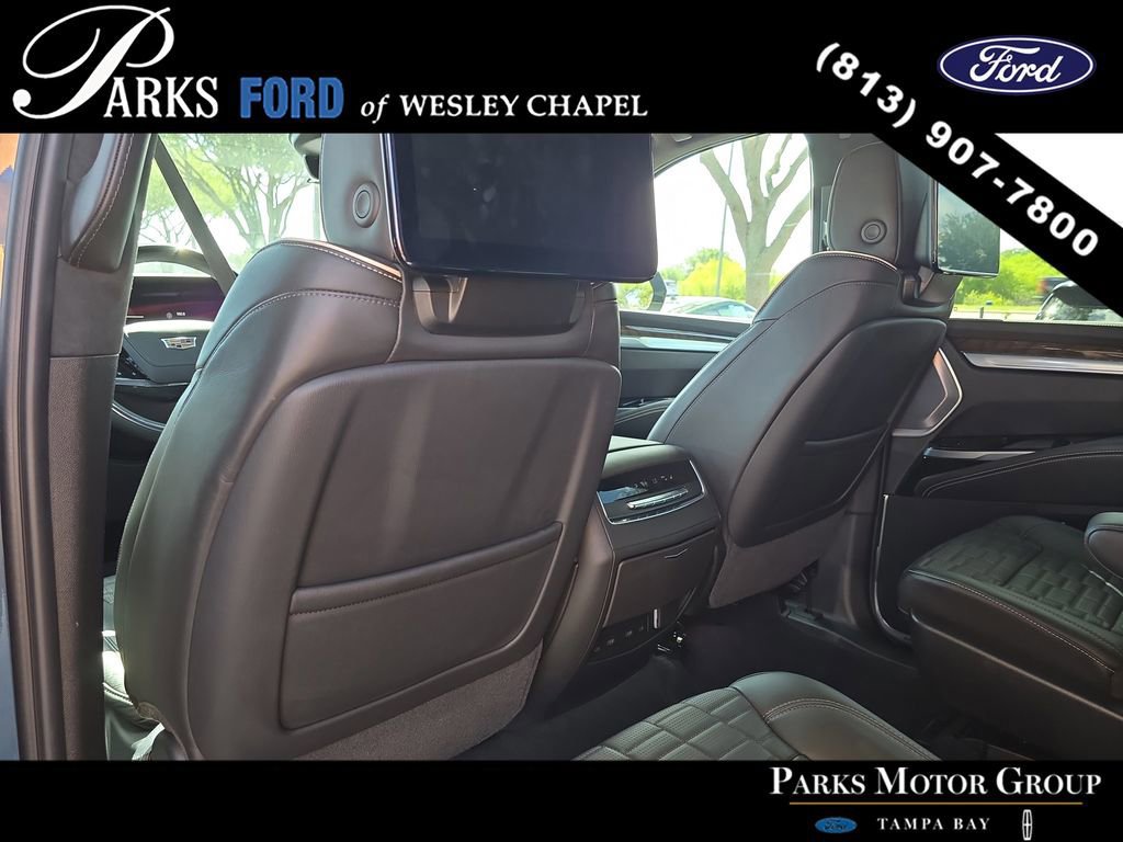 Used 2025 Cadillac Escalade ESV Sport Platinum w/ LPO, ONYX Package image 16