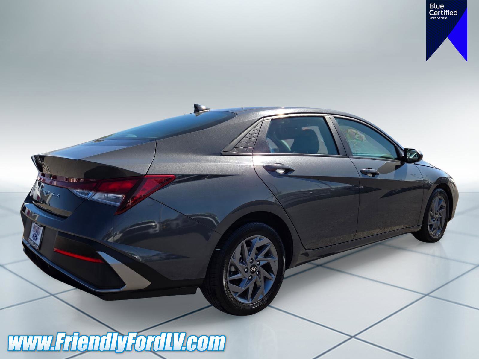 Used 2024 Hyundai Elantra SEL FWD image 6