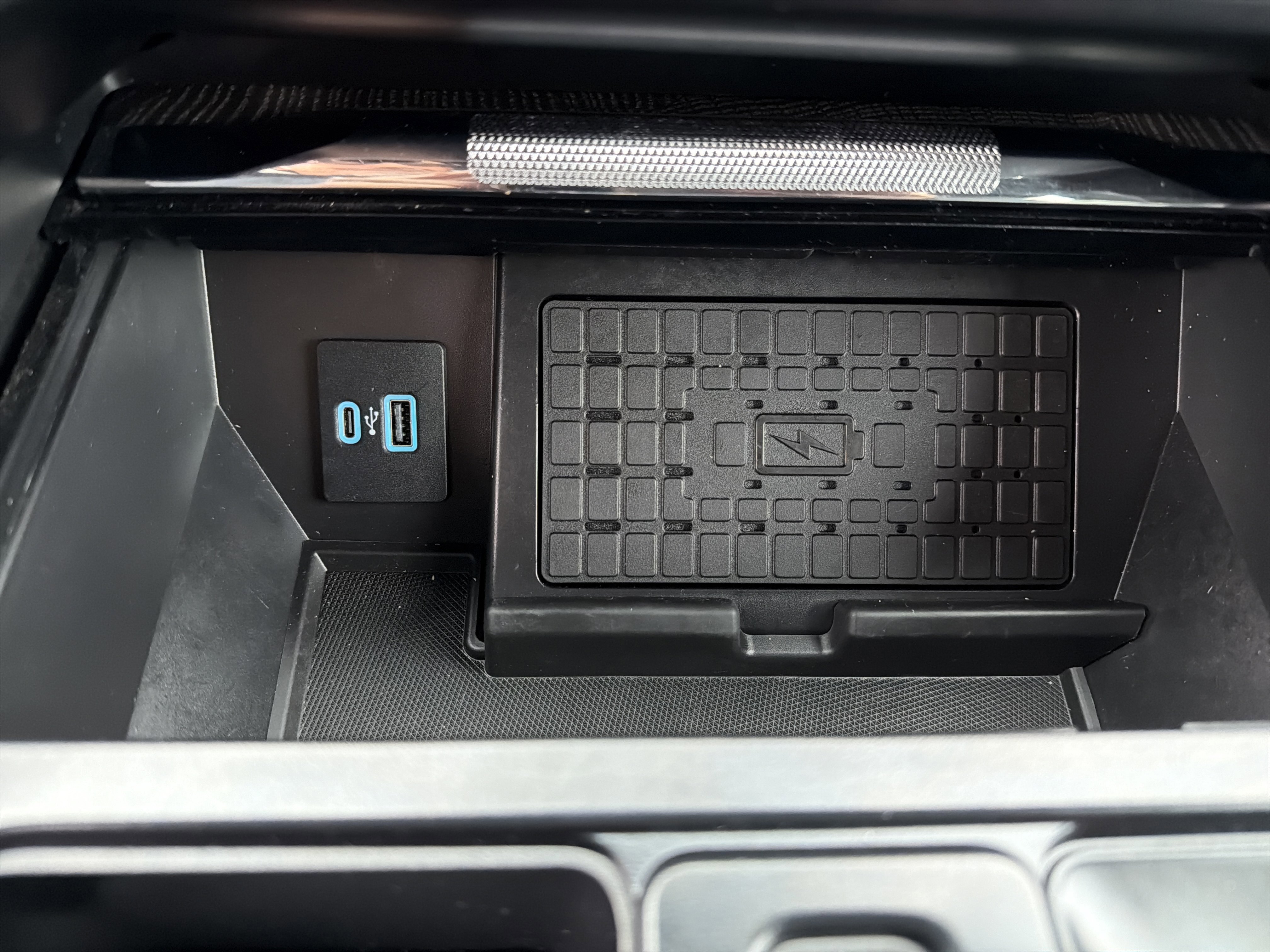 Certified 2023 Ford F150 Platinum w/ Equipment Group 701A High image 24