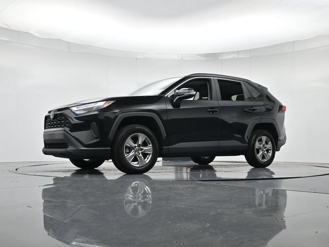 Used 2023 Toyota RAV4 XLE AWD/4WD image 37