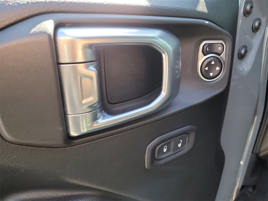 Used 2021 Jeep Gladiator Rubicon w/ Trailer Tow Package image 15