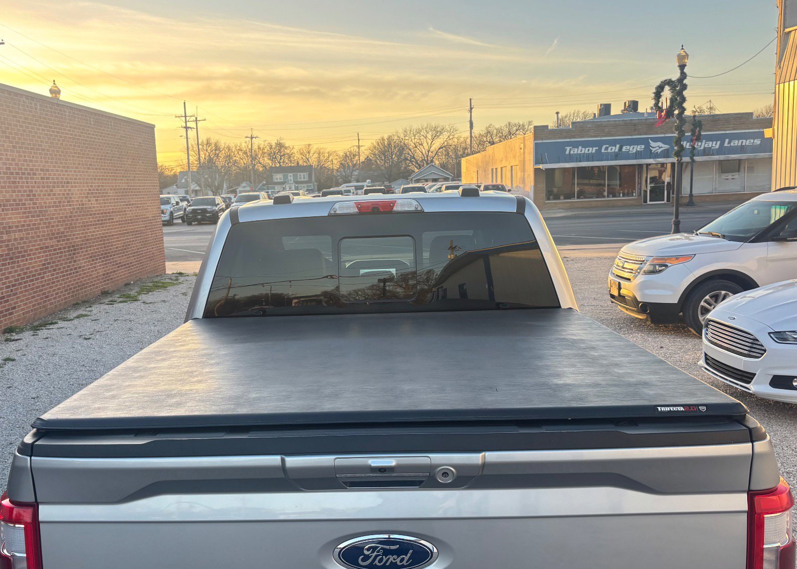 Certified 2022 Ford F150 Lariat w/ Equipment Group 502A High image 5