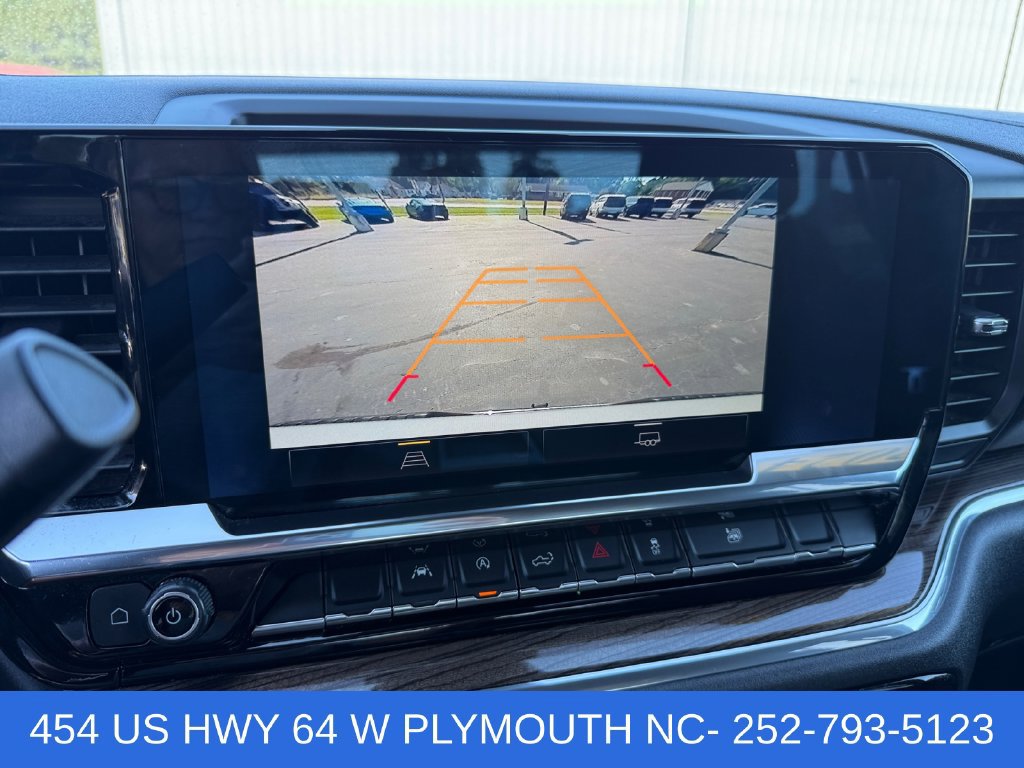 Used 2024 Chevrolet Silverado 1500 LT AWD/4WD image 19
