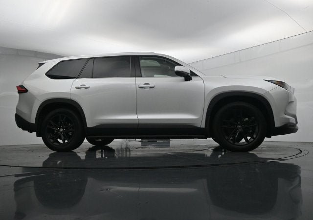 Used 2024 Toyota Grand Highlander AWD image 36