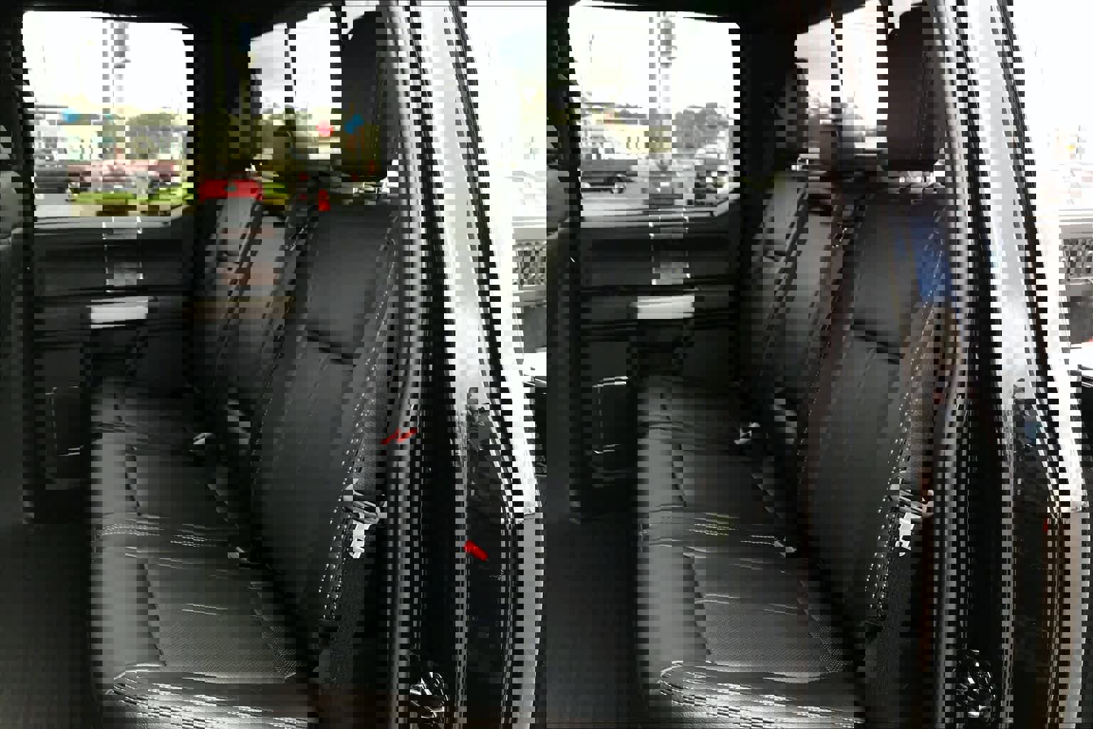 Certified 2022 Ford F350 Lariat w/ Black Appearance Package image 20