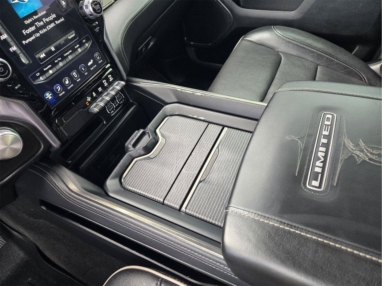 Used 2020 RAM 1500 Limited w/ Advanced Safety Group RWD image 19