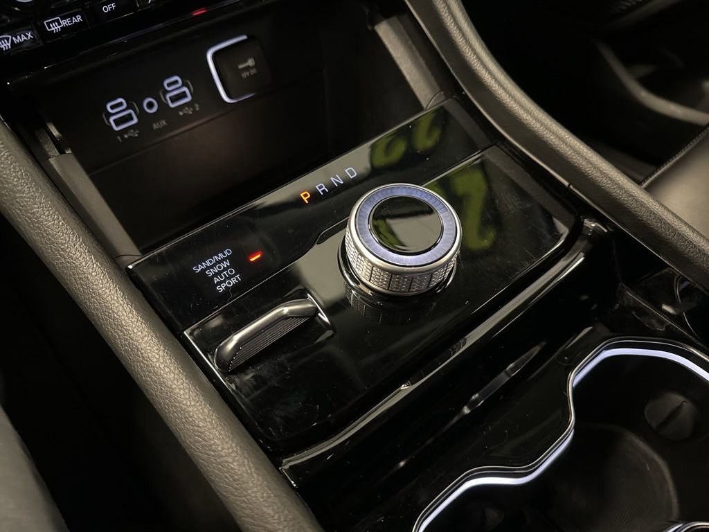 Used 2023 Jeep Grand Cherokee Limited w/ Trailer Tow Prep Group (B) image 25