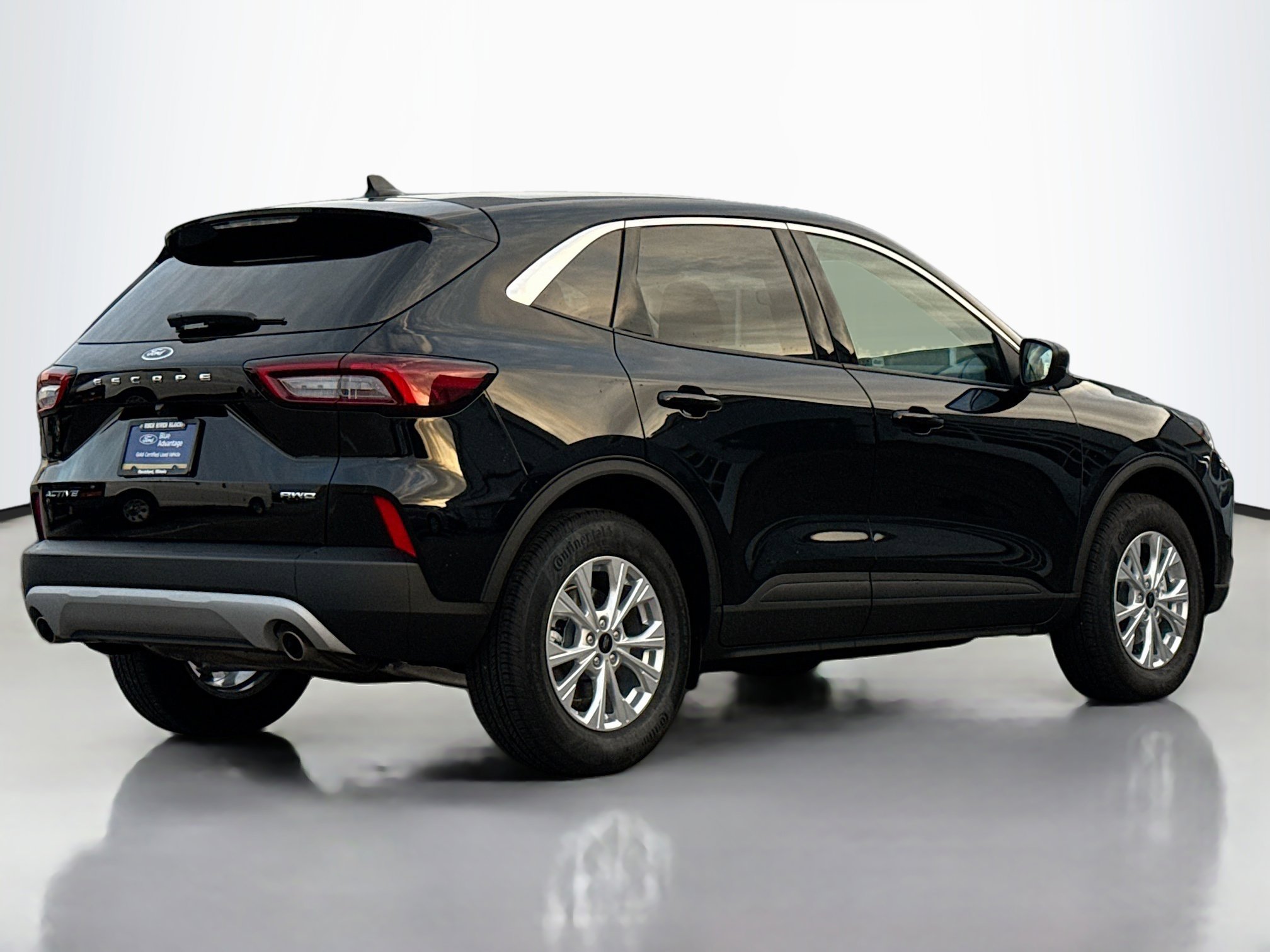 Certified 2024 Ford Escape Active image 2