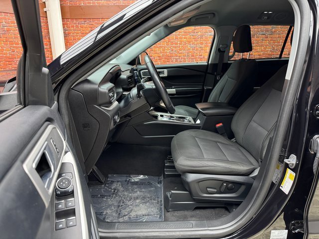 Certified 2023 Ford Explorer XLT image 23