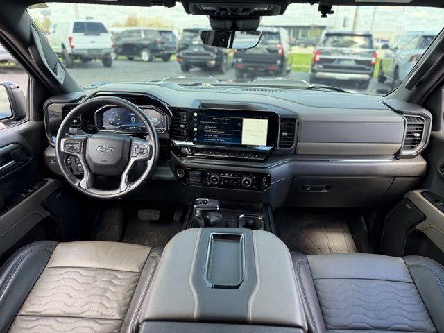 Used 2022 Chevrolet Silverado 1500 ZR2 w/ Technology Package AWD/4WD image 2