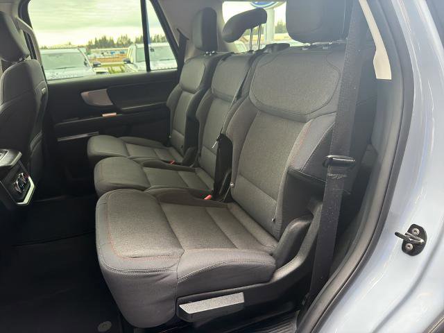 Certified 2025 Ford Expedition Active image 38