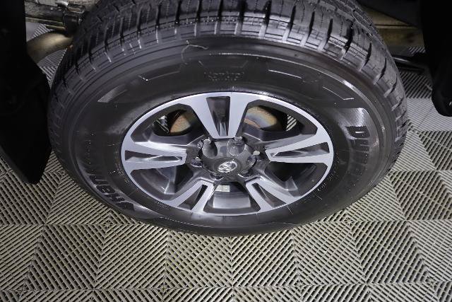 Used 2019 Toyota Tacoma TRD Sport AWD/4WD image 37