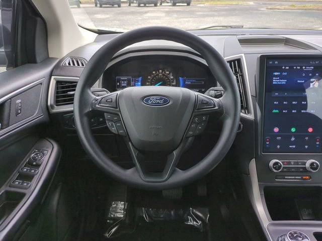 Certified 2022 Ford Edge SE image 16