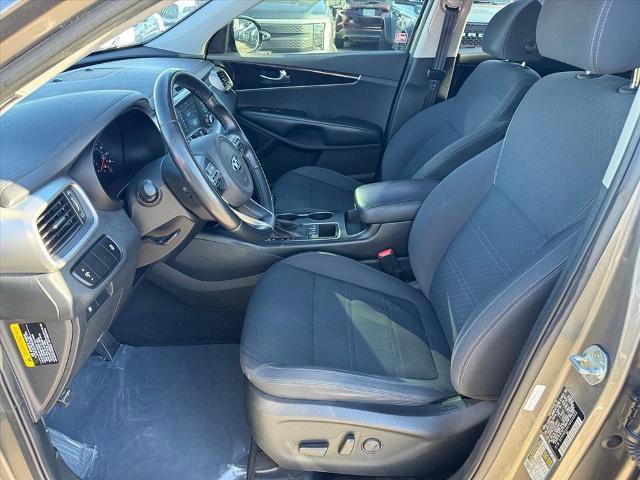 Used 2018 Kia Sorento AWD image 7