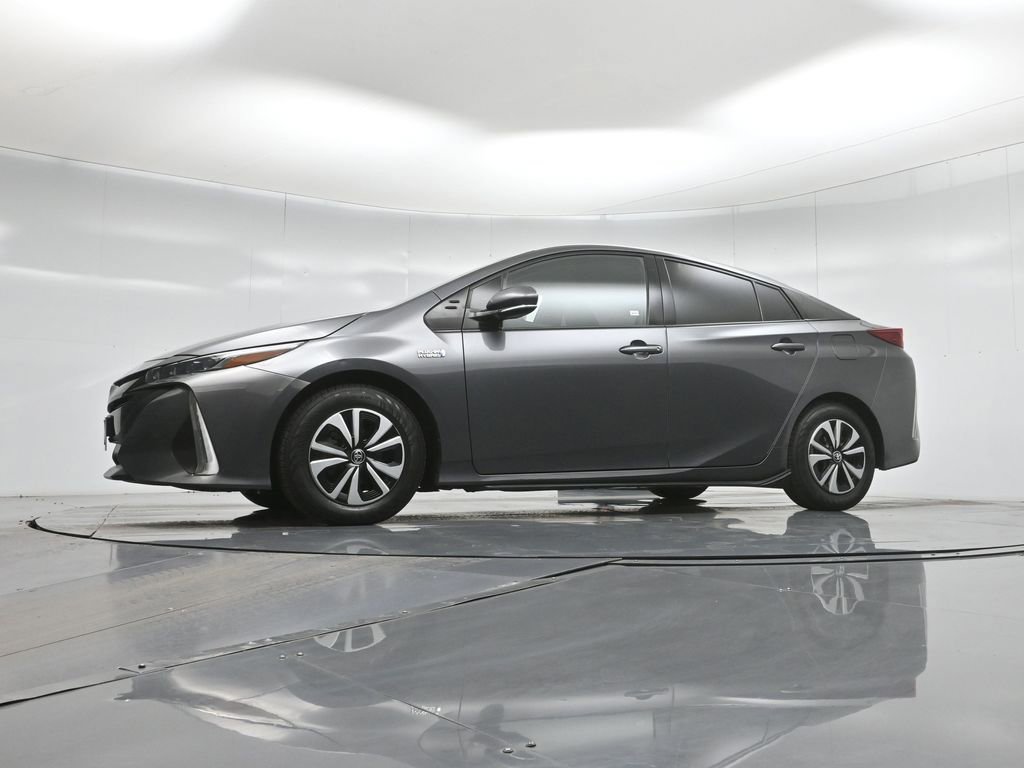 Used 2018 Toyota Prius Prime Plus image 26