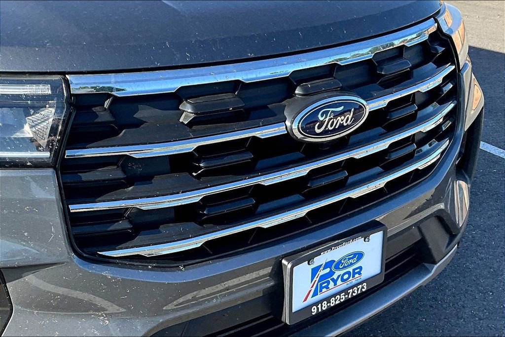 Certified 2025 Ford Explorer Active w/ Active Comfort Package AWD/4WD image 21