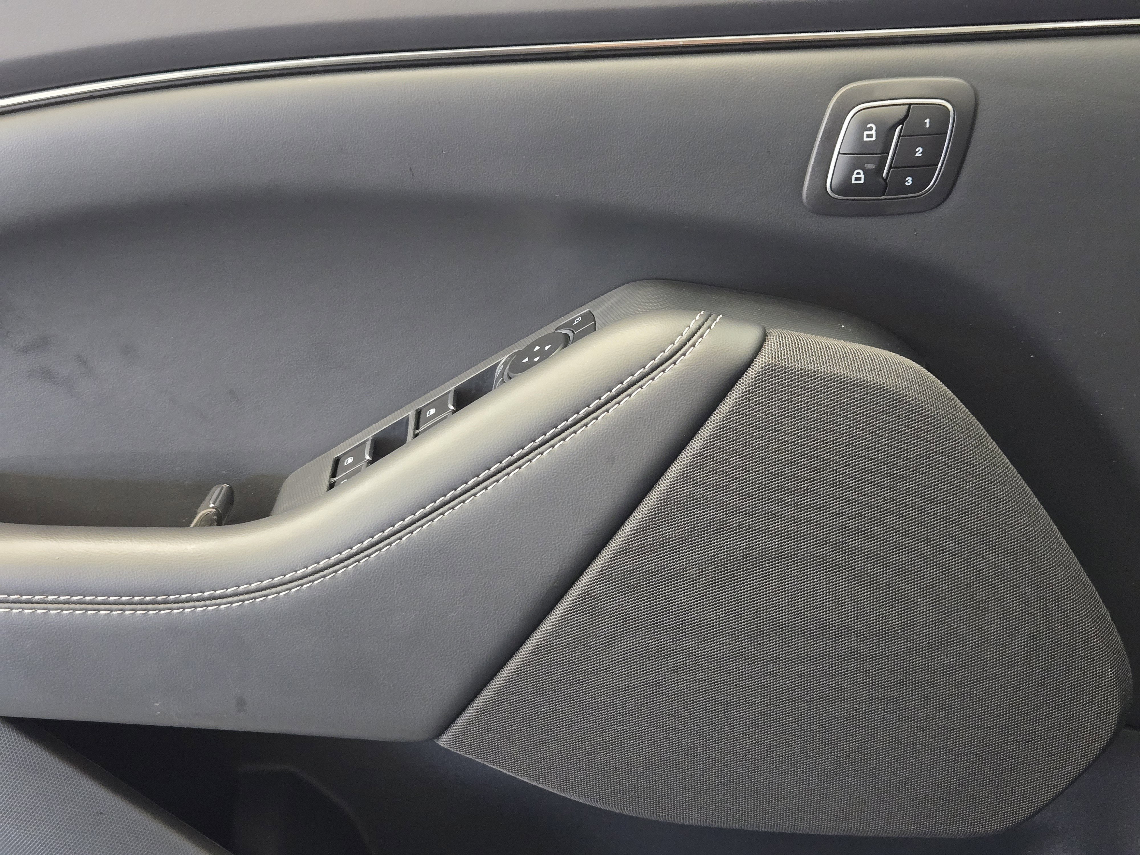 Certified 2023 Ford Mustang Mach-E Select w/ Comfort Package Lite image 22