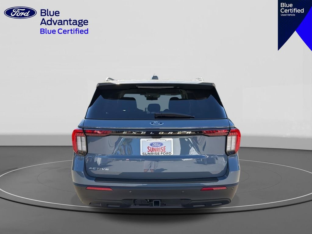 Certified 2025 Ford Explorer Active RWD image 6