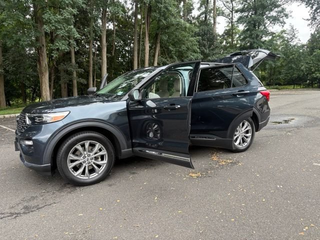 Certified 2023 Ford Explorer XLT w/ Equipment Group 202A AWD/4WD image 27