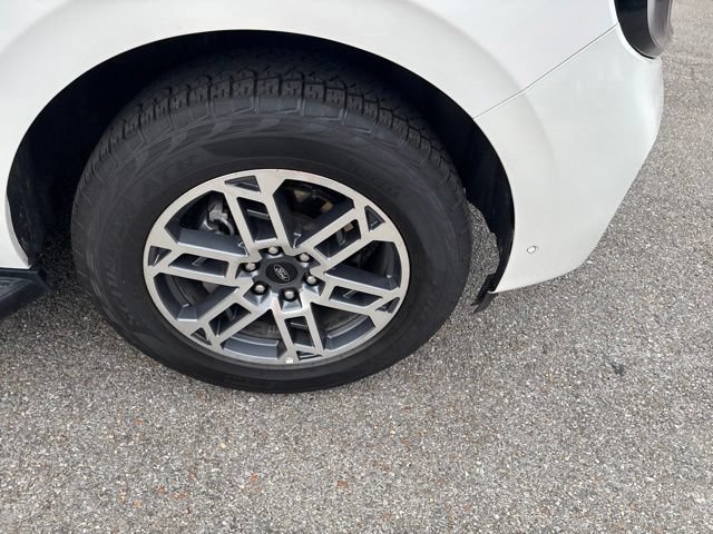Certified 2025 Ford Expedition Active AWD/4WD image 48