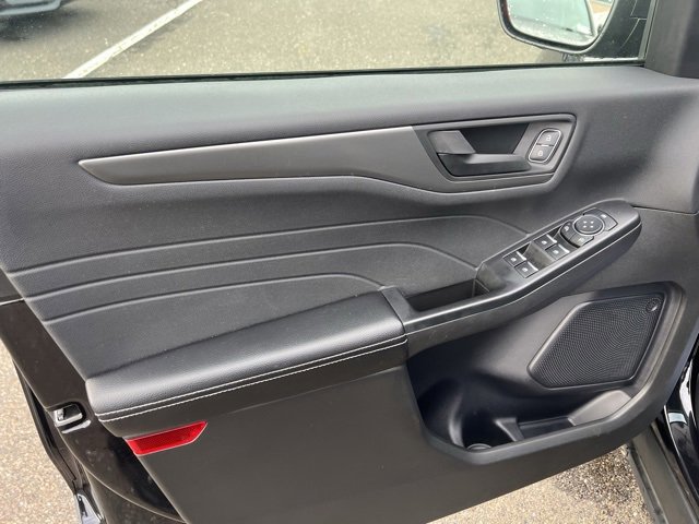 Certified 2024 Ford Escape Active w/ Cold Weather Package image 10