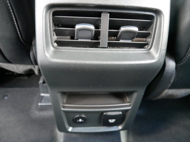 Certified 2024 Ford Edge SEL w/ Convenience Package AWD/4WD image 12