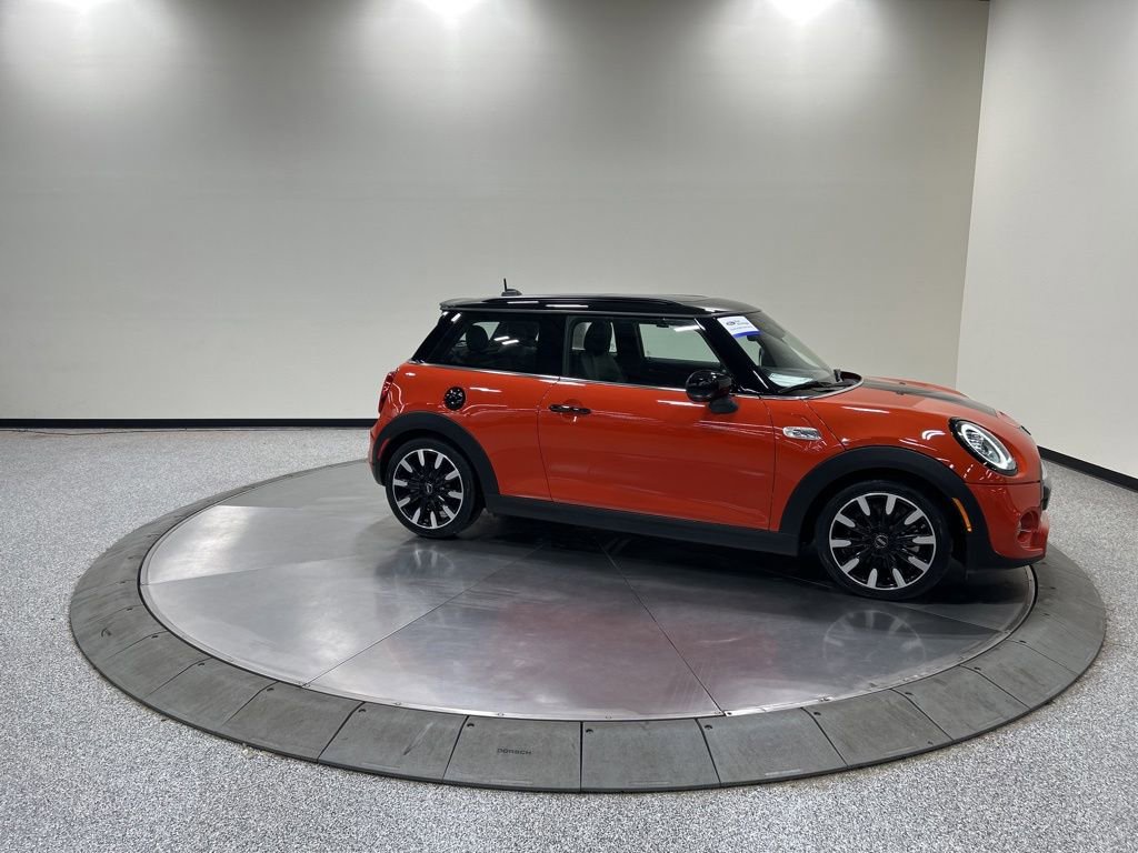 Used 2020 MINI Cooper S w/ Premium Package FWD image 7
