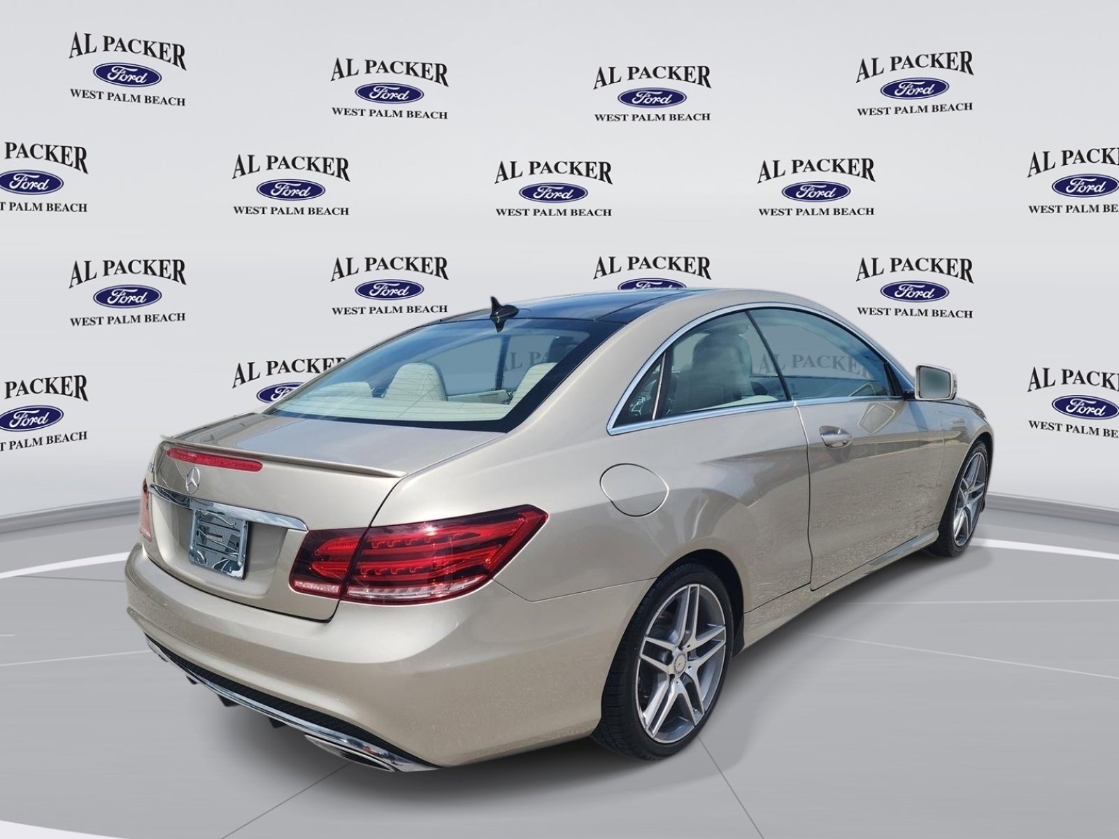 Used 2017 Mercedes-Benz E 400 Coupe image 5