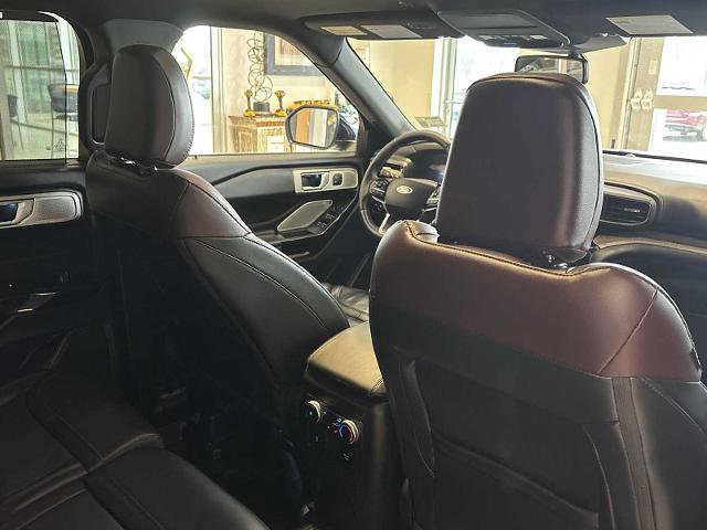 Certified 2023 Ford Explorer Platinum w/ Technology Package image 27