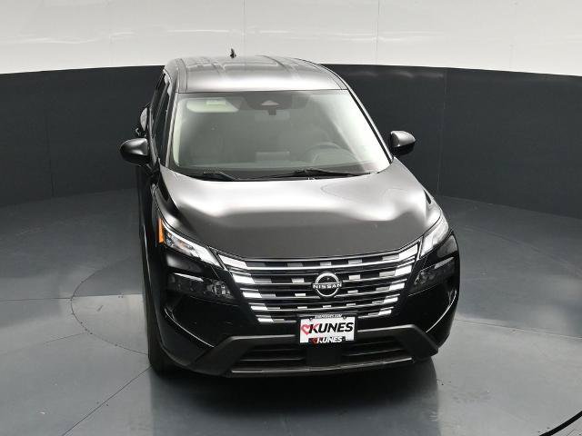 Used 2024 Nissan Rogue SV AWD/4WD image 38