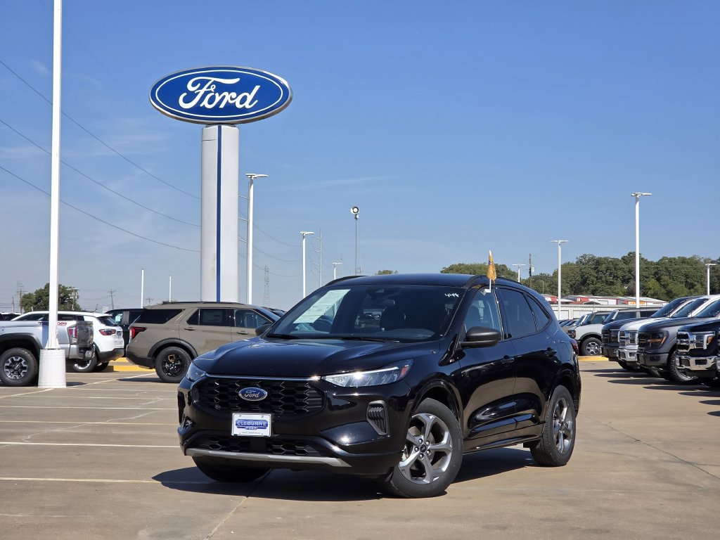 Certified 2024 Ford Escape ST-Line FWD image 2