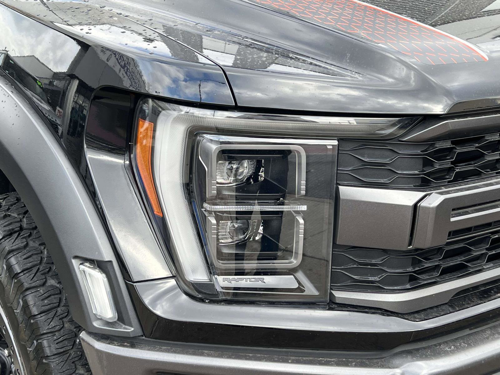 Certified 2022 Ford F150 Raptor w/ Equipment Group 801A High image 9