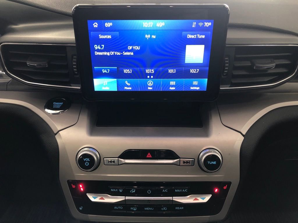 Certified 2022 Ford Explorer XLT w/ Equipment Group 202A image 15