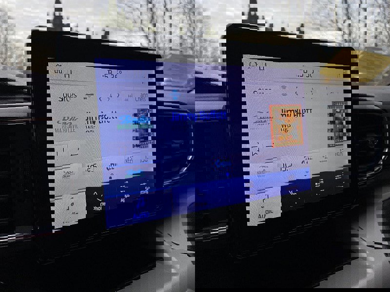 Certified 2023 Ford Explorer XLT w/ Equipment Group 202A image 44