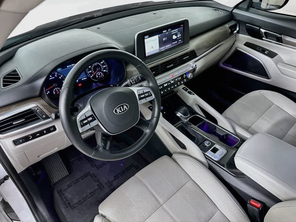 Used 2021 Kia Telluride SX FWD image 2