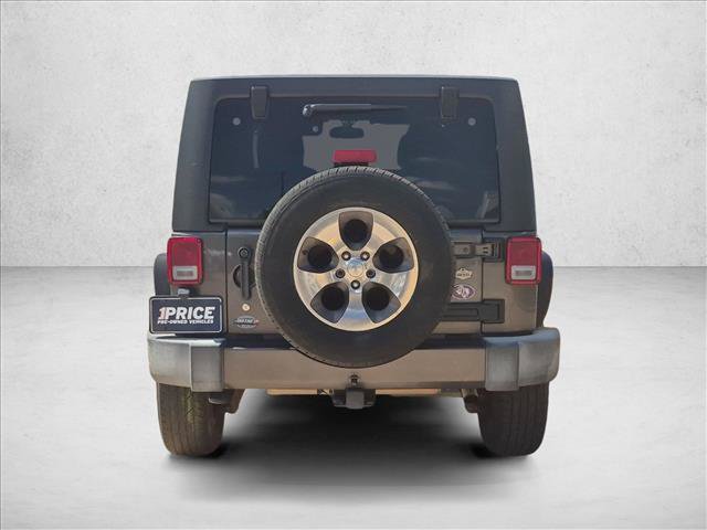 Used 2017 Jeep Wrangler Unlimited Sahara w/ Connectivity Group AWD/4WD image 6