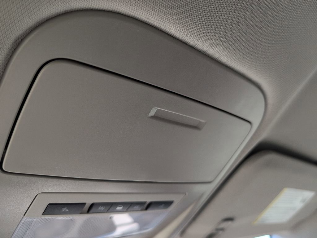 Used 2022 Chevrolet Colorado LT w/ LT Convenience Package image 22