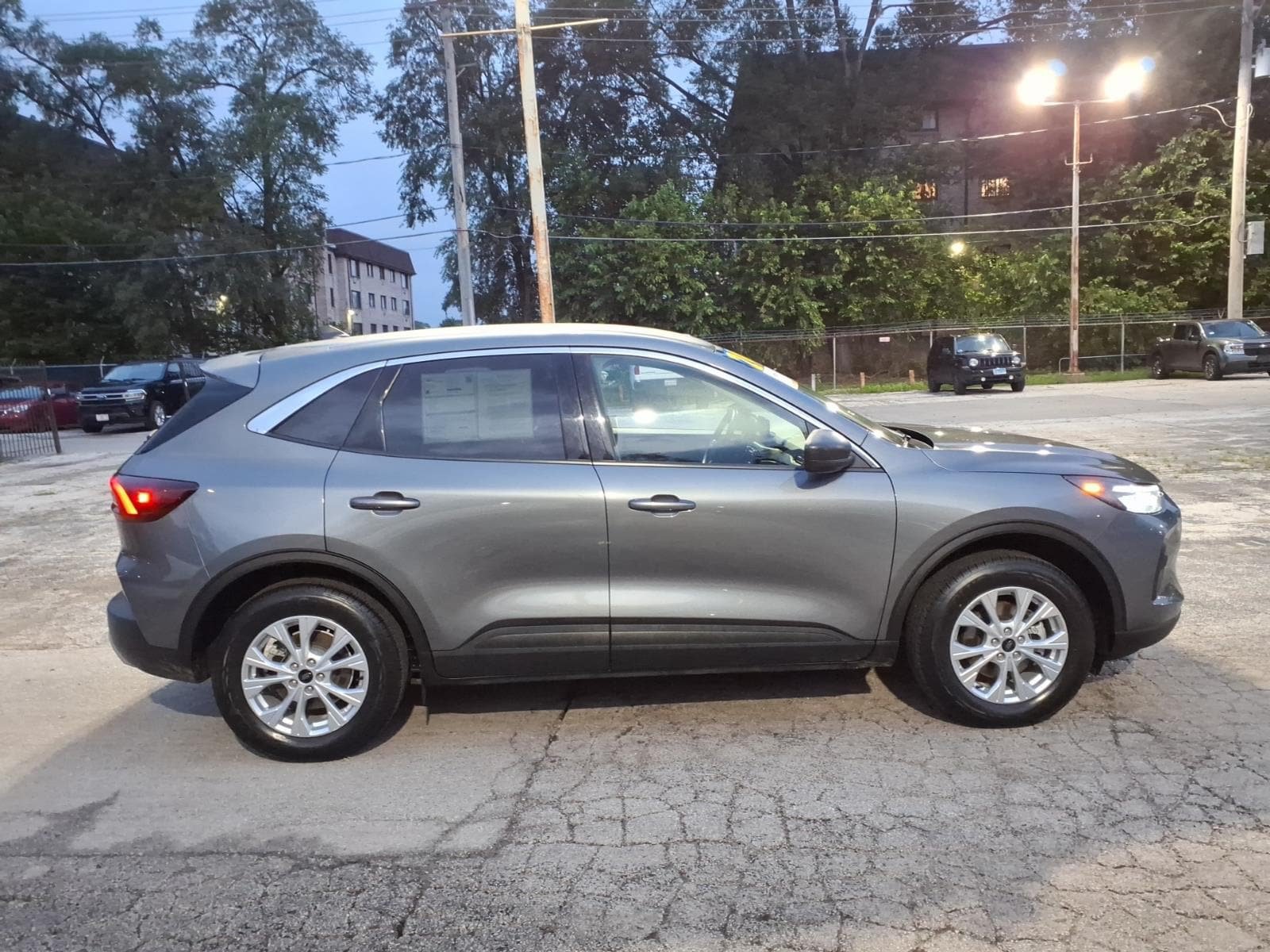 Certified 2024 Ford Escape Active AWD/4WD image 2