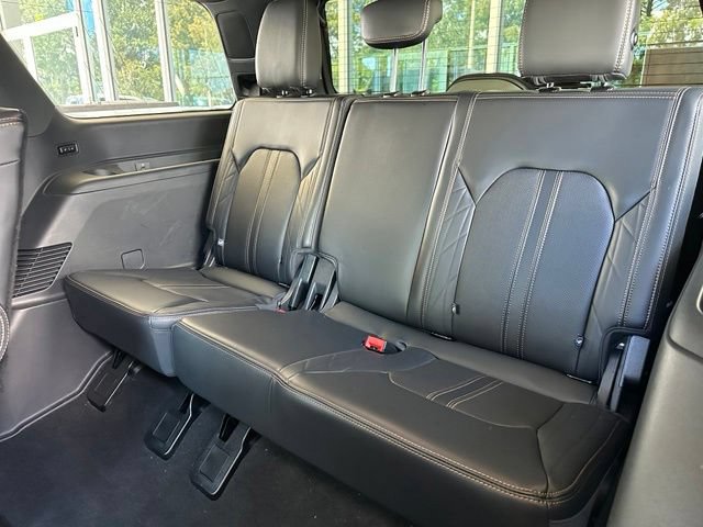 Certified 2024 Ford Expedition Platinum AWD/4WD image 17