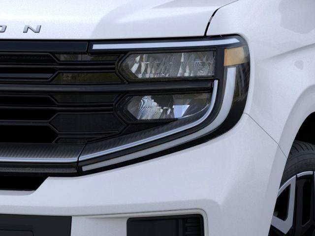 Certified 2025 Ford Expedition Platinum w/ Platinum Ultimate Package AWD/4WD image 18