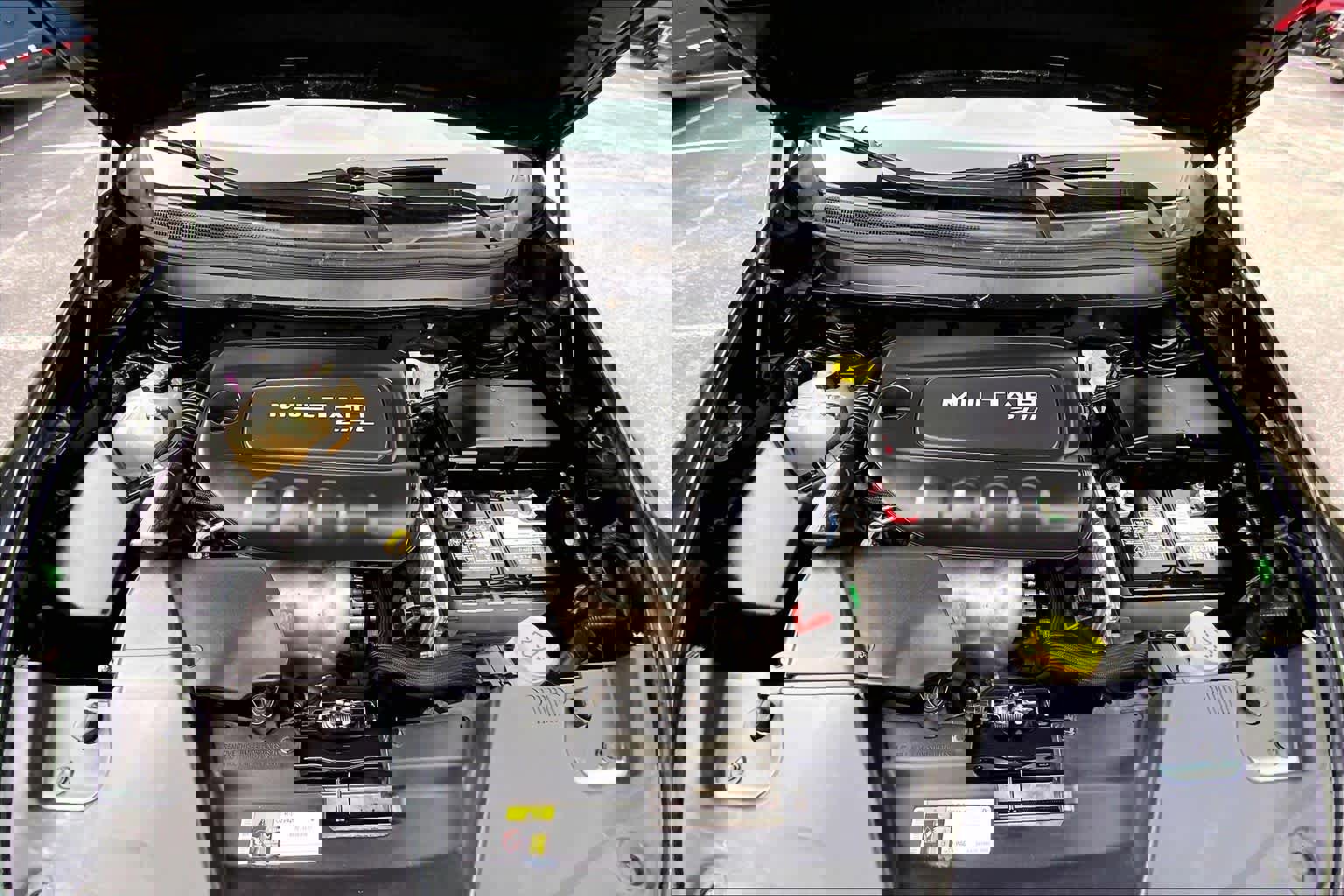 Used 2017 Jeep Cherokee Sport image 25