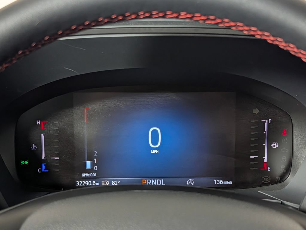 Certified 2025 Ford Escape ST-Line FWD image 21