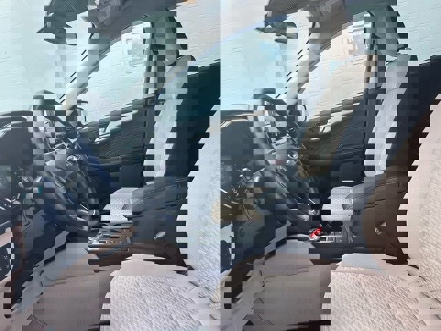 Certified 2021 Ford Escape SE image 8