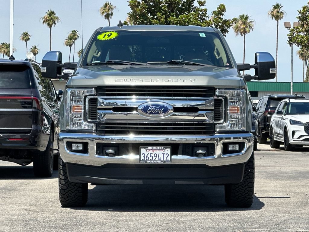 Certified 2019 Ford F350 XLT w/ XLT Premium Package AWD/4WD image 8