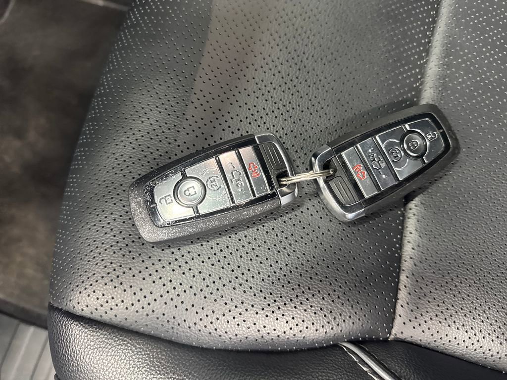 Certified 2025 Ford F150 Lariat w/ Equipment Group 502A High image 29