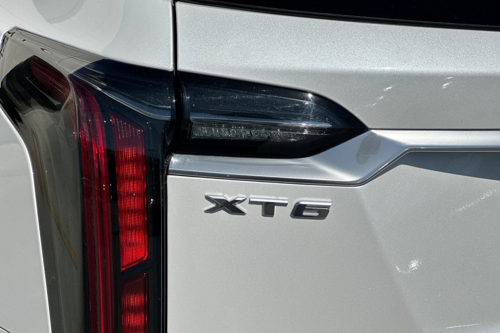 Used 2022 Cadillac XT6 Sport w/ Platinum Package image 28
